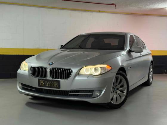 BMW 535i 3.0 SEDAN 6 CILINDROS 24V TURBO GASOLINA 4P AUTOMÁTICO BMW 535i 3.0 SEDAN 6 CILINDROS 24V TURBO GASOLINA 4P AUTOMÁTICO